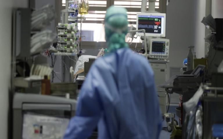 “Ερρίκος Ντυνάν”: 100χρονη ασθενής υποβλήθηκε σε καρδιολογική επέμβαση